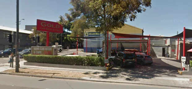 Gold Cafe &amp; Car Wash Musalla